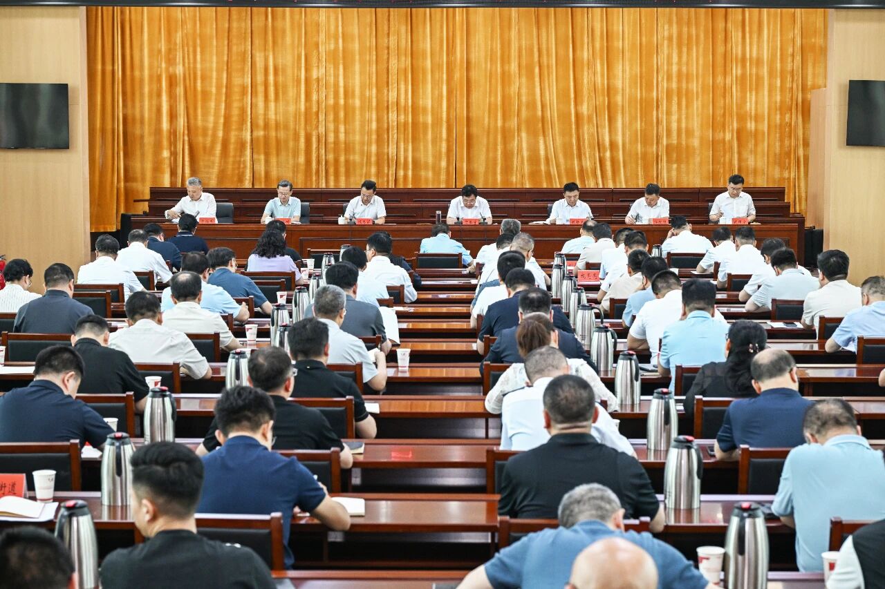 长治高新区召开党工委(扩大)会议